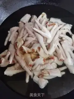 Make Jealousy claws step 2