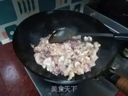 Make Scrambled chicken step 3