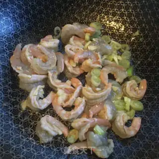 Make Like spicy shrimp balls step 3