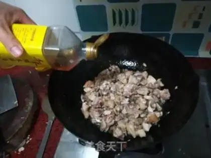 Make Scrambled chicken step 4