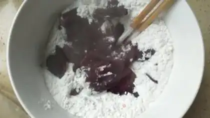 Make Colour soup round step 1