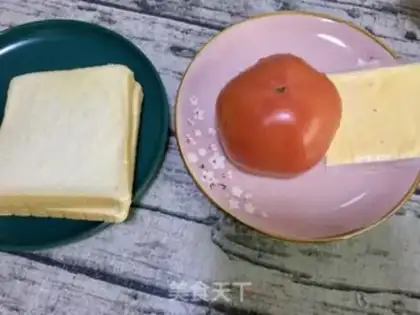 Make Tomato bacon sandwich step 0