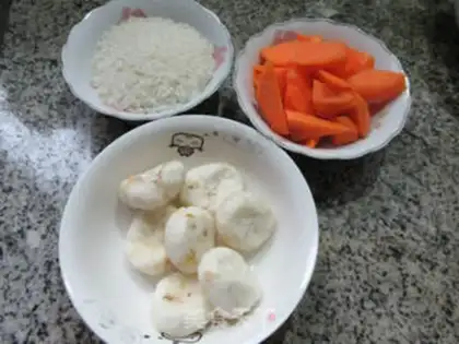 Make Carrot and rice congee step 0