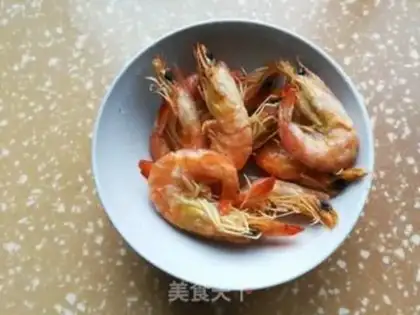 Make Roz, shrimp noodles step 0