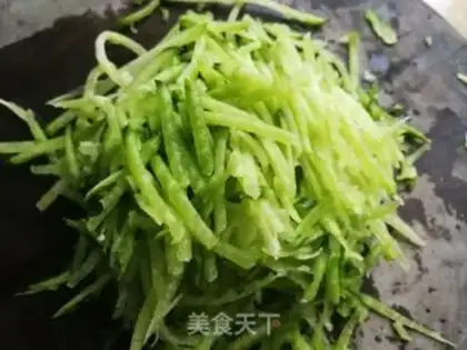 Make Roz, shrimp noodles step 1