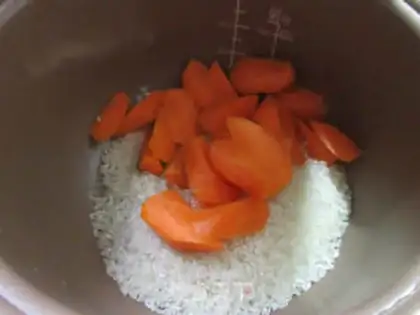 Make Carrot and rice congee step 1