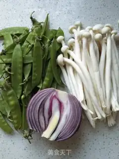 Make Dutch beans, white mushrooms step 0