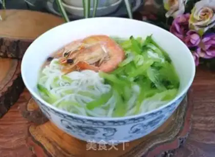 Make Roz, shrimp noodles step 5