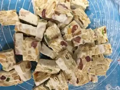 Make The souffle of dried nuts step 15