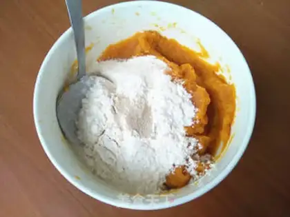 Make Coco-coffee roses step 1