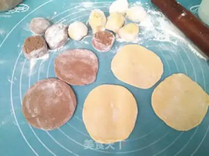 Make Coco-coffee roses step 5