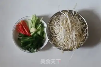 Make Soccer bean sprouts step 1