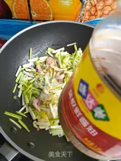 Make Shrimp and yellow fried eggs step 6