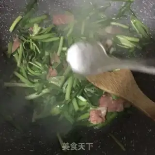 Make Pancake breakfast roll step 4