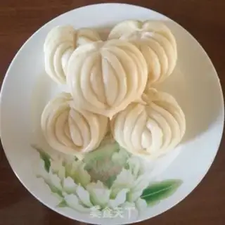 Make Heart rolls step 14