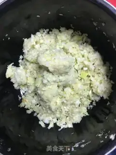 Make A cabbage chicken bun step 2