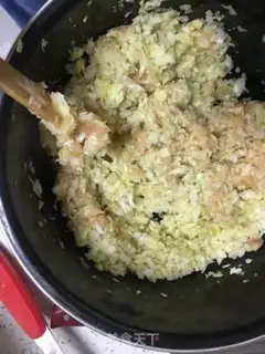 Make A cabbage chicken bun step 4