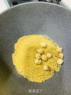 Make Apple-tree porridge step 0