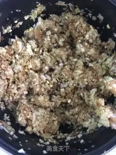 Make A cabbage chicken bun step 5