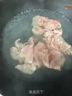 Make Black pepper sauce onion fried fat cow step 1