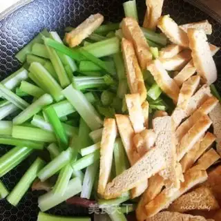 Make The celery step 5