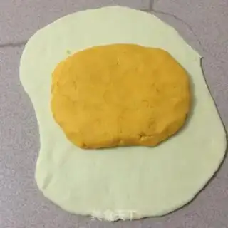 Make Salted egg yellow cookies step 7