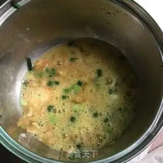 Make radish fried eggs step 3