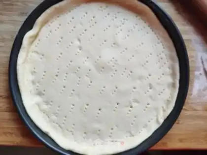 Make A simple fruit pizza step 6