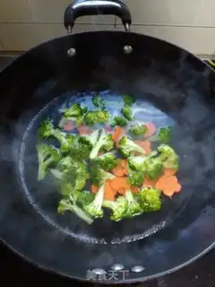 Make Chicken leg rice step 4