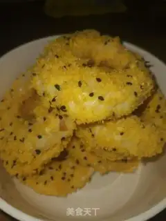 Make Cricket apple ring step 5