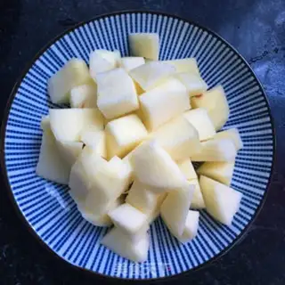 Make Apple walnut yogurt step 3