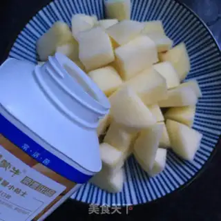 Make Apple walnut yogurt step 4