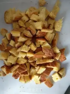 Make Toast eggs step 0