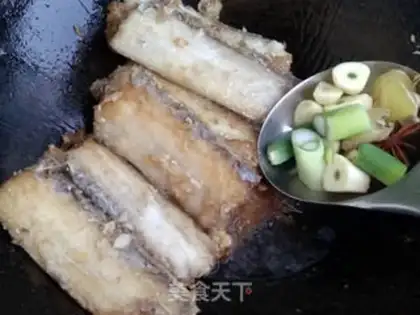 Make The apricot mushrooms burn fish step 4