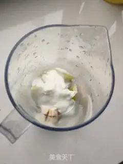 Make Monkey banana shake step 3