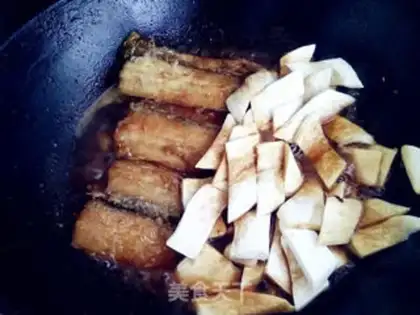 Make The apricot mushrooms burn fish step 6
