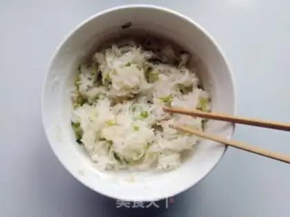 Make Shrimp radish silkballs step 4