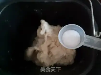 Make Coconut raisin rolls step 3