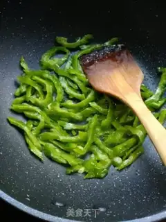 Make Eggs and guacamole step 4