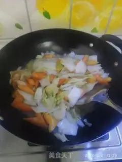 Make Carrot cabbage beef step 5