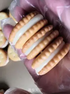 Make Cow-tip cookies step 9