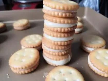 Make Cow-tip cookies step 10