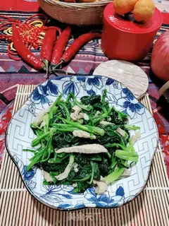 Make Spinach fried meat step 7
