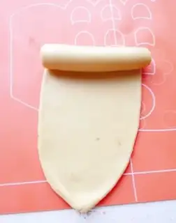 Make Intestine bread step 8