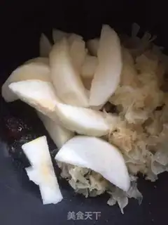 Make Silver peach pear soup step 2