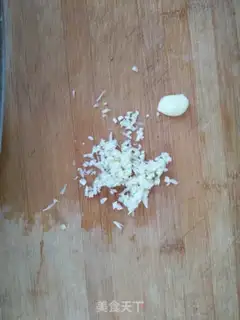 Make Sweet garlic with celery eggs step 1