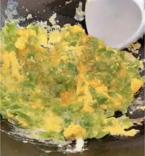 Make Pepper eggs step 3