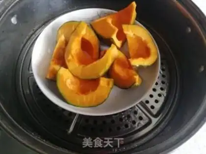 Make Pumpkin sesame rice balls step 0
