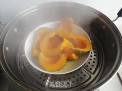 Make Pumpkin sesame rice balls step 1