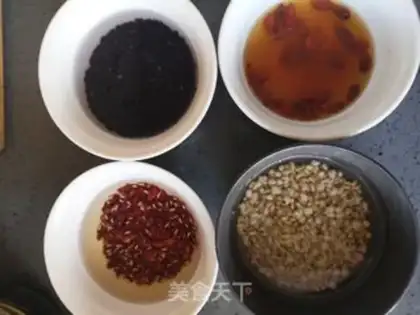 Make Black rice and bean porridge step 0